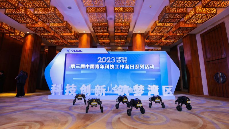 深圳研发外包方案：企业高效研发的秘密武器**